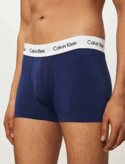 Calvin Klein Cotton Stretch Pack Of Three Low-rise Stretch-cotton Trunks -Gentlemen Style Shop 431 3003262 U2664GI03 NAVYWHITERED ALT03