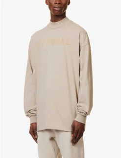 Fear Of God Eternal Brand-print Long-sleeved Oversized-fit Cotton-jersey T-shirt 9 Fear Of God Eternal Brand-print Long-sleeved Oversized-fit Cotton-jersey T-shirt -Gentlemen Style Shop R04075966 DUSTYBEIGE ALT02