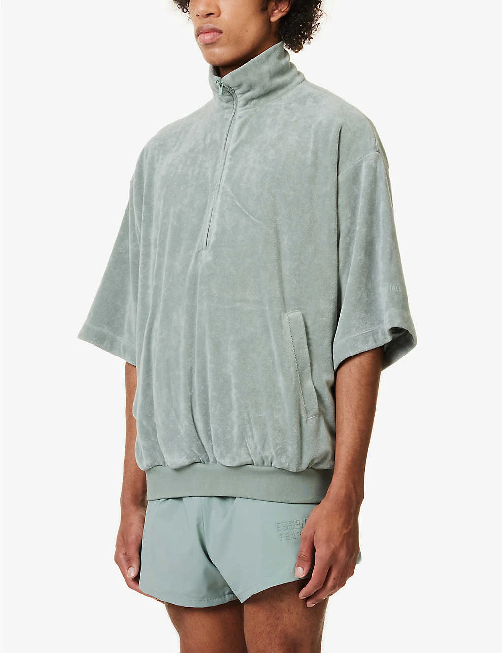 ESSENTIALS Brand-patch Short-sleeved Relaxed-fit Bamboo-blend Sweatshirt 5 ESSENTIALS Brand-patch Short-sleeved Relaxed-fit Bamboo-blend Sweatshirt - Image 3